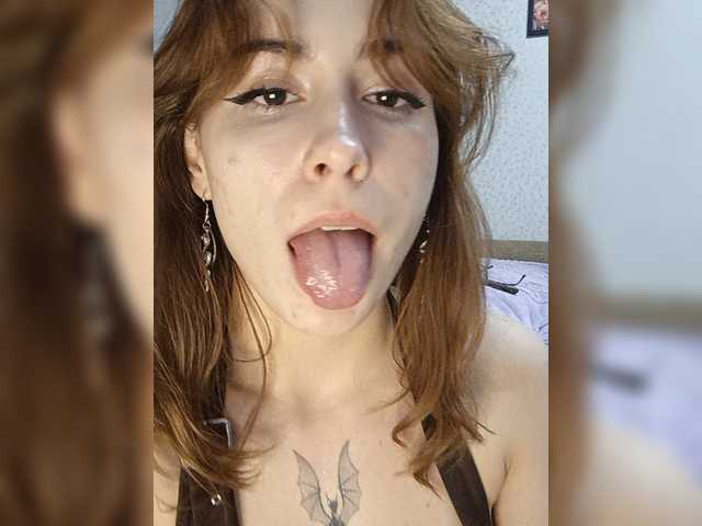 Xsska live cam on BongaCams