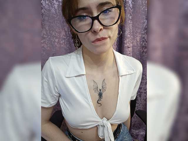 Xsska live cam on BongaCams