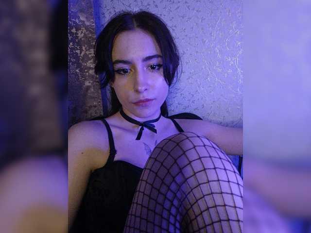 DragonessMiss live cam on BongaCams
