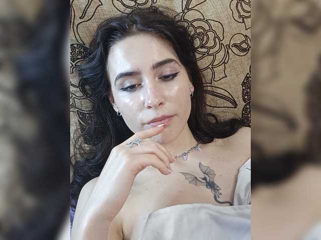 Xsska live cam on BongaCams
