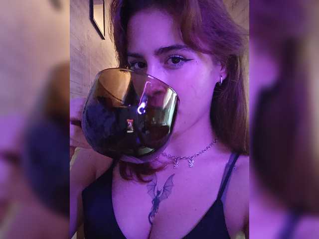 Xsska live cam on BongaCams
