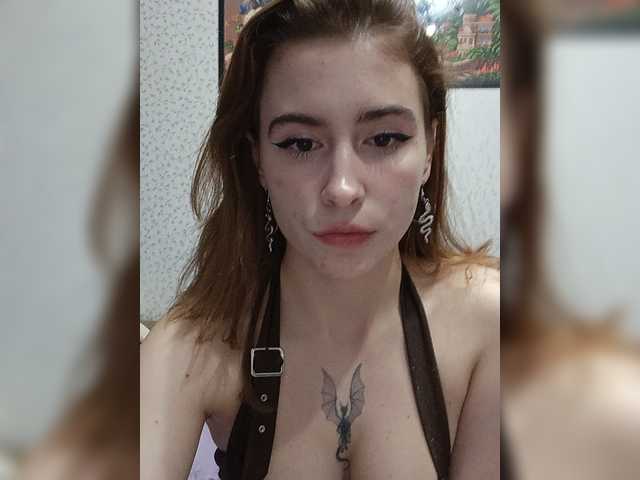 Xsska live cam on BongaCams