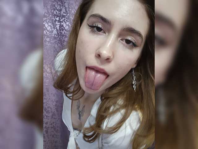 Xsska live cam on BongaCams