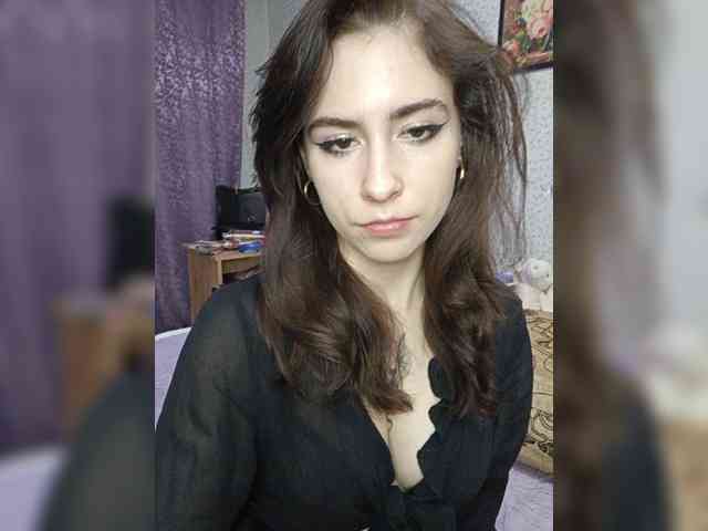 DragonessMiss webcam