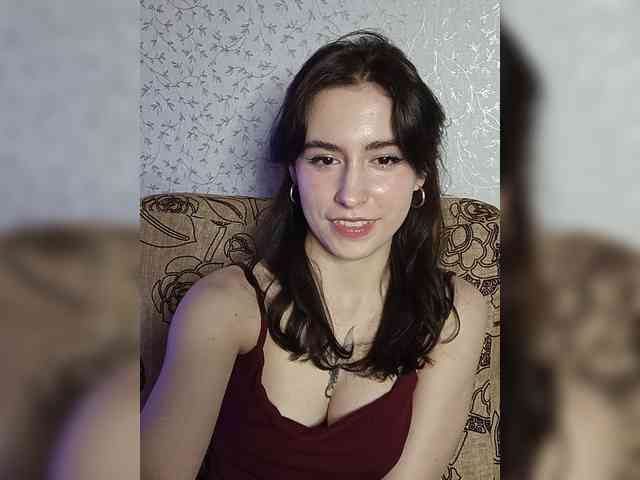 DragonessMiss webcam