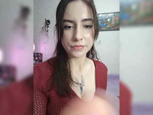 DragonessMiss webcam