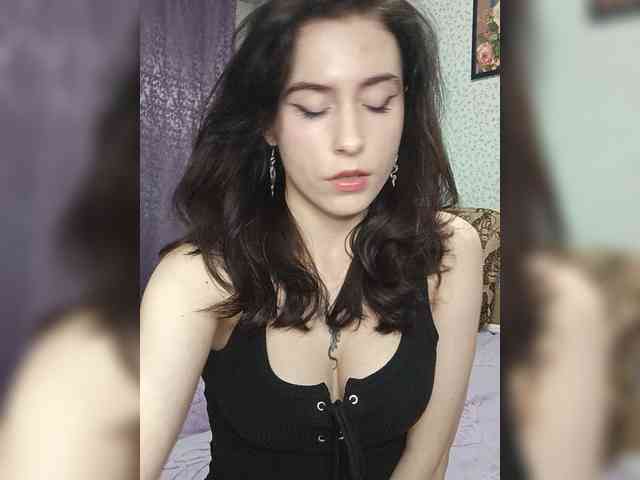 DragonessMiss webcam