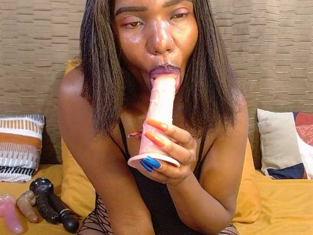 DarkLongNipples live cam on BongaCams