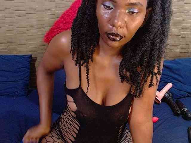 DarkLongNipples webcam