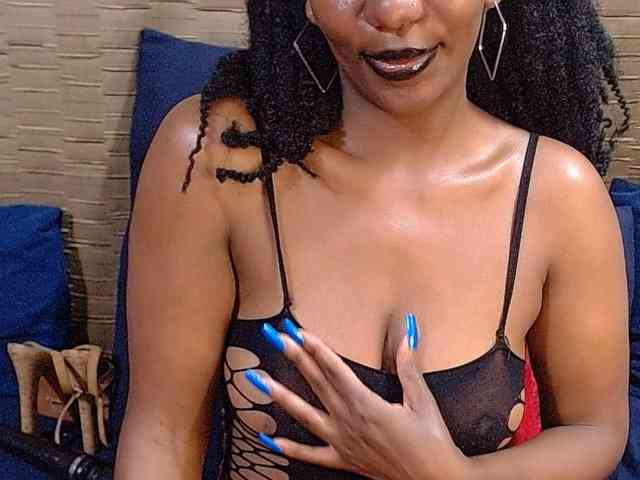DarkLongNipples webcam