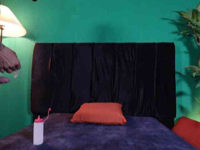 Ladyclaudia1 webcam