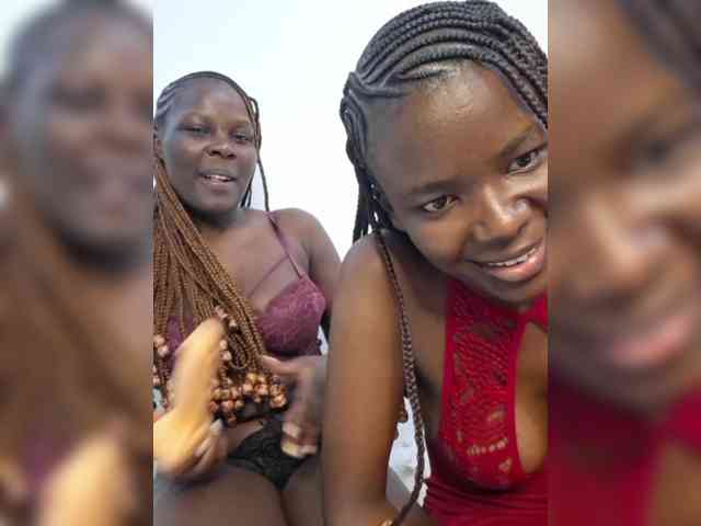 Sweetebonies Live Webcam on BongaCams