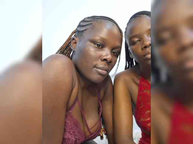Sweetebonies Live Webcam on BongaCams