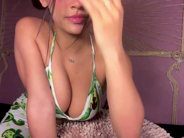 Blair-Hart live cam on BongaCams