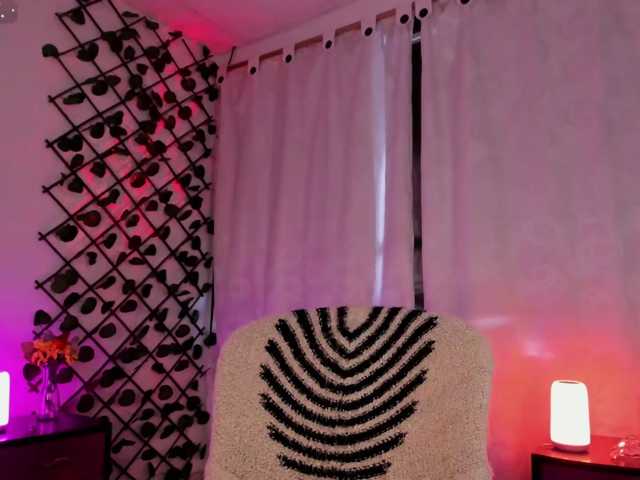 Cailyn live cam preview