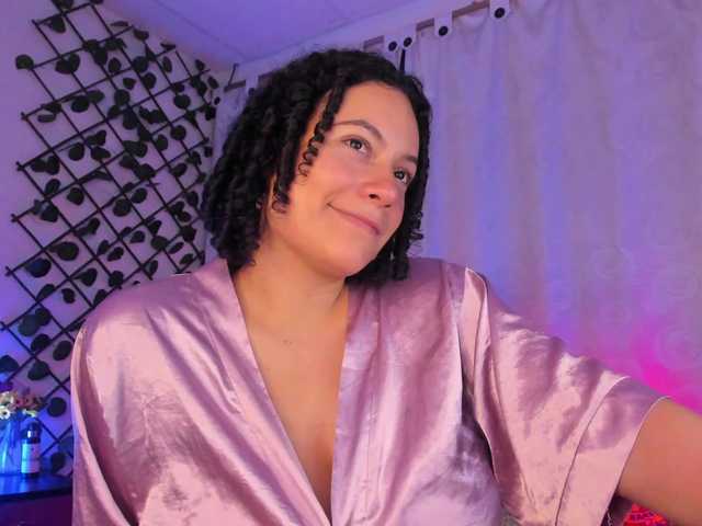 Cailyn live cam on BongaCams