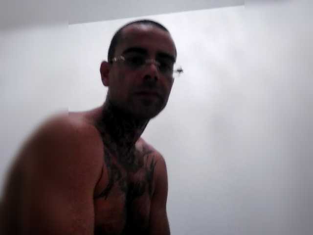Secretvibes1 live cam on BongaCams