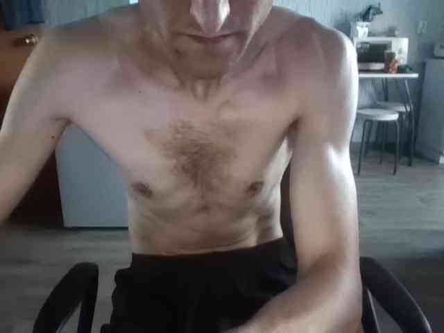 MrScroogeVita Live Webcam on BongaCams