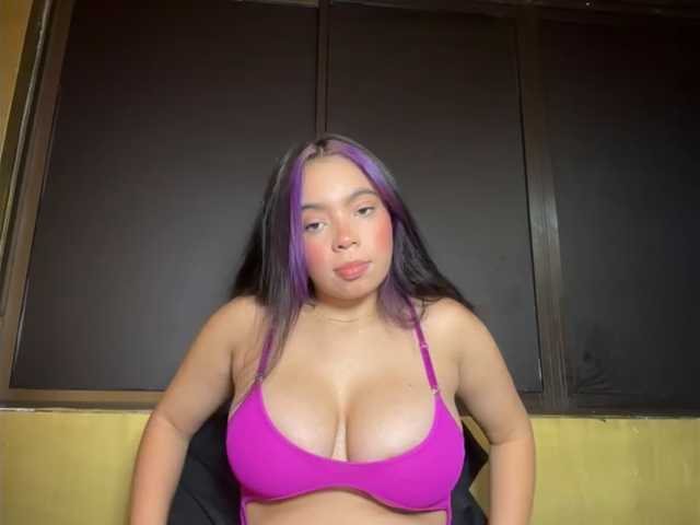 Violett-Moonx live cam on BongaCams