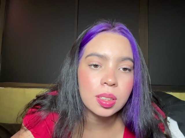 Violett-Moonx live cam preview