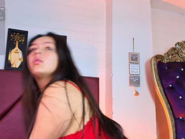 Cloecuttee live cam on BongaCams
