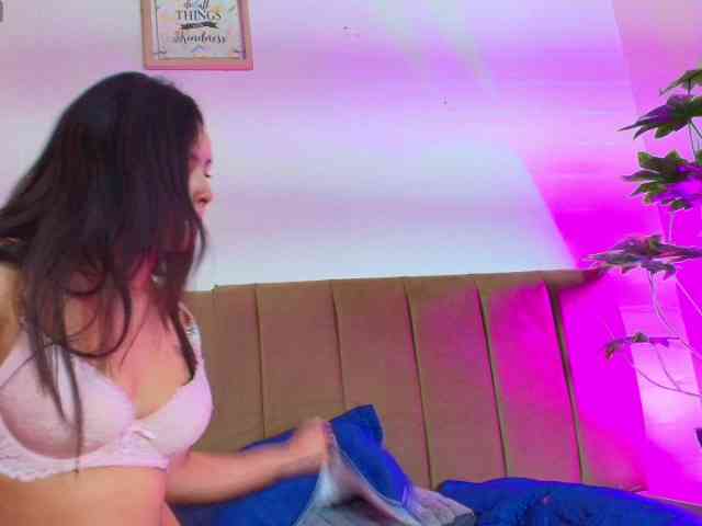 Cloecuttee webcam
