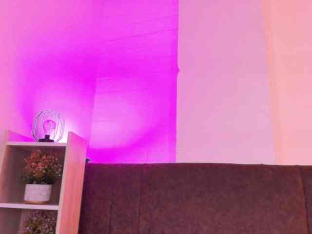 Cloecuttee webcam