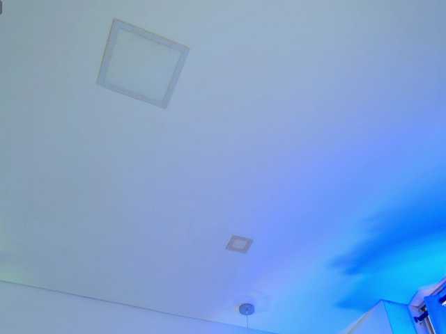 arianamonroee live cam on BongaCams