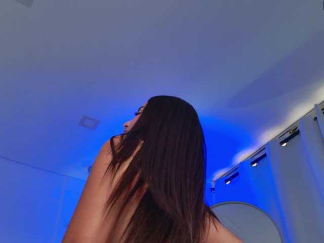 arianamonroee