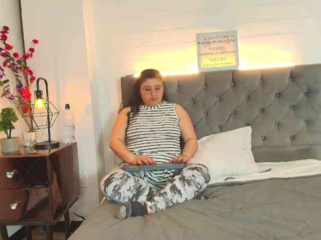 sexy chat Moonnblue