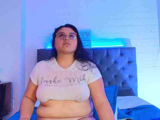 Model: Moonnblue