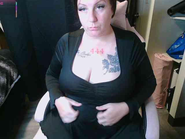 NarcissisticNympho webcam