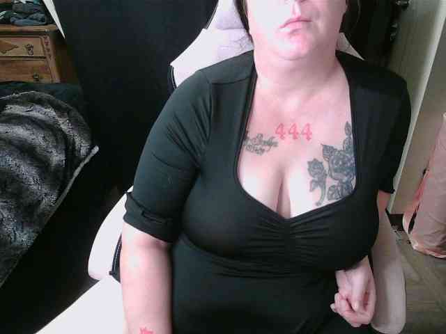NarcissisticNympho webcam