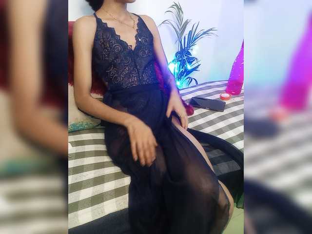 19Nisha live cam on BongaCams