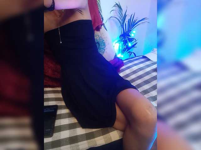 19Nisha live cam on BongaCams