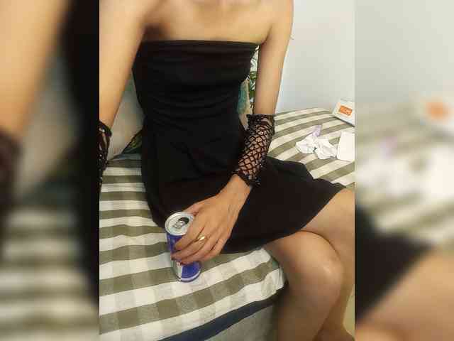 19Nisha webcam