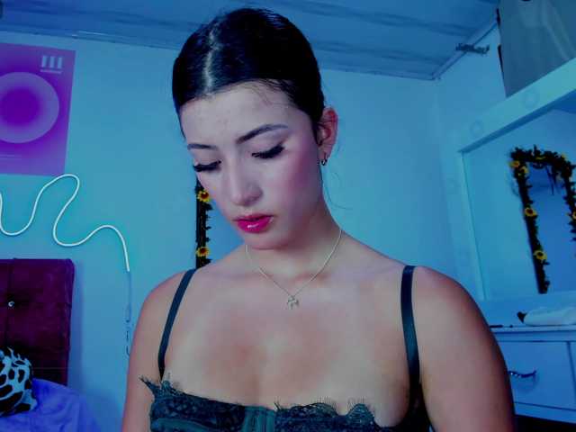 cloe777 live cam on BongaCams