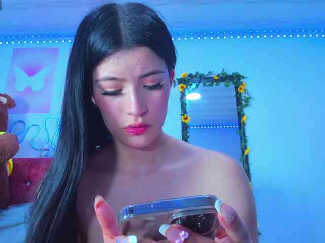 cloe777 webcam