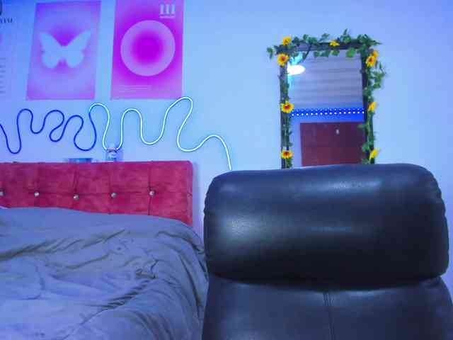 cloe777 webcam