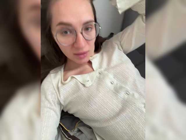 Vishka69 live cam on BongaCams