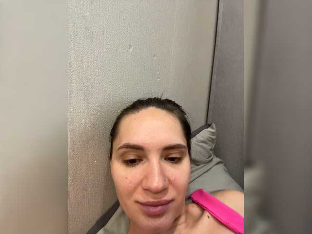 Vishka69 live cam on BongaCams