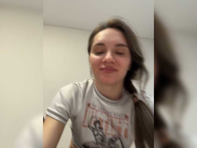 Vishka69 live cam on BongaCams