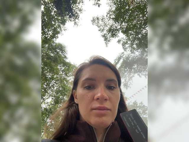Vishka69 live cam on BongaCams