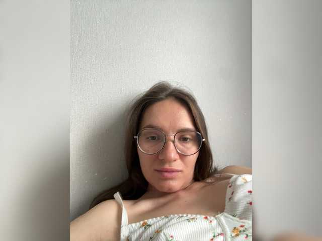Vishka69 live cam on BongaCams