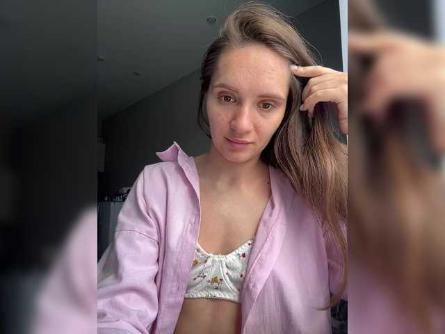 Vishka69 live cam on BongaCams