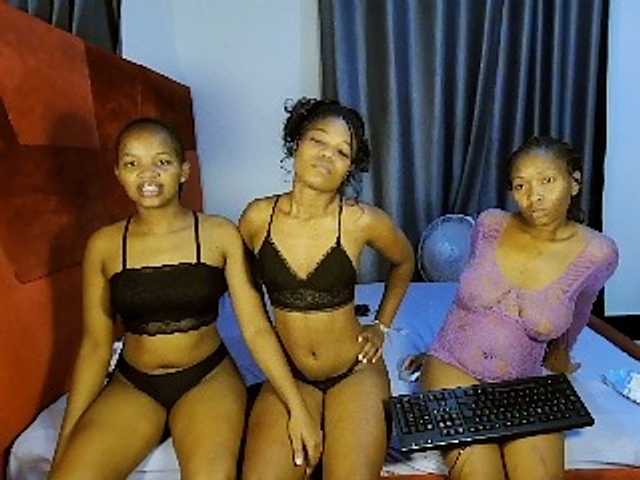 Squirterlov live cam on BongaCams