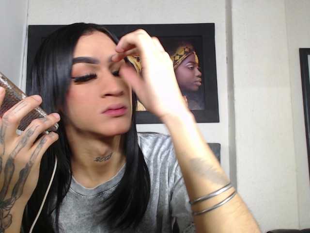 Lia-Vip