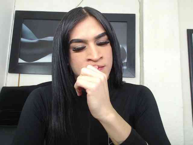 Lia-Vip
