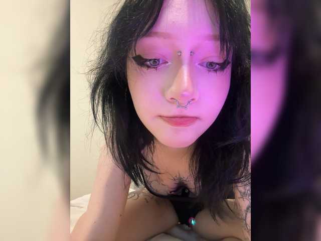selenasxx1 live cam on BongaCams