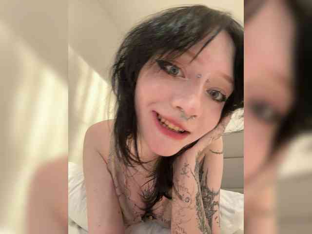 selenasxx1 webcam